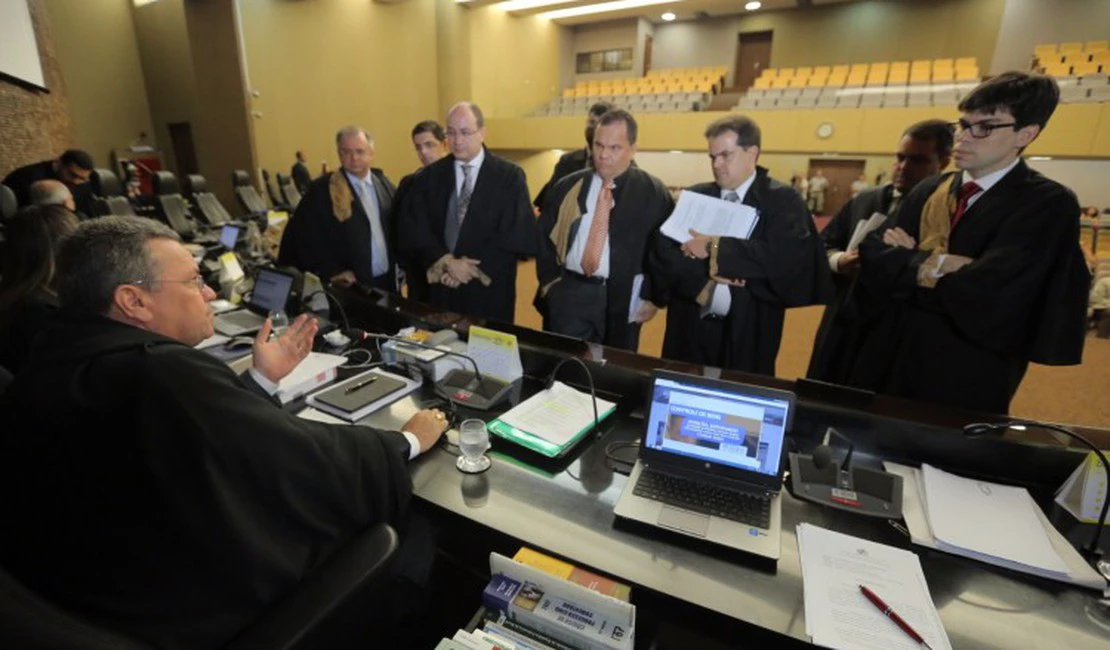 A Operação Taturana, de 2007, investigou um esquema envolvendo a Assembleia Legislativa de Alagoas