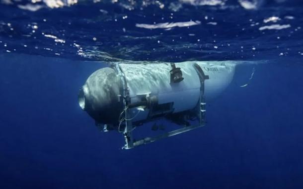 Submarino desaparece em busca do Titanic