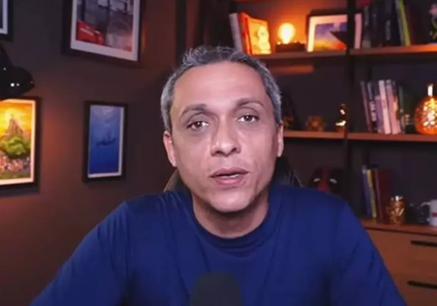 PF apreende celular de Gustavo Gayer em investigação sobre desvio de cota parlamentar
