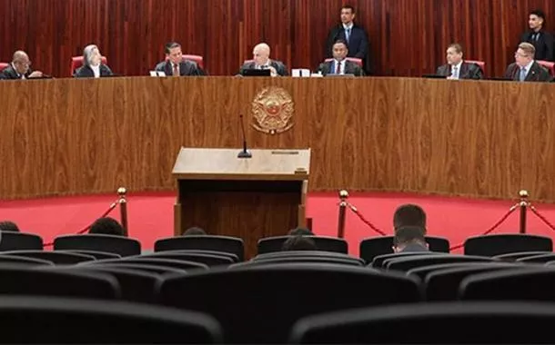 TSE multa parlamentares bolsonaristas que associaram Lula ao satanismo nas eleições