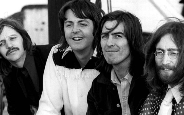 Da esq. para a dir.: George Harrison (guitarra), Paul McCartney (baixo), Ringo Starr (bateria) e John Lennon (vocal). Foto: Divulgação