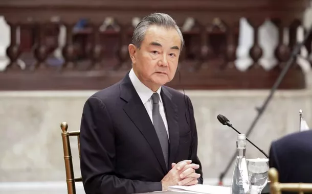 Chanceler chinês viaja ao Egito e propõe saídas para a paz no Oriente Médio