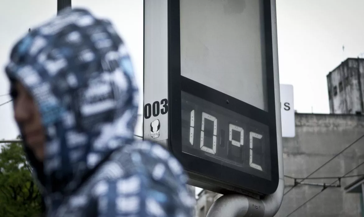 Durou pouco: semana começa com temperaturas em elevação após recordes de frio no centro-sul do Brasil