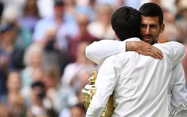 Novak Djokovic e Carlos Alcaraz