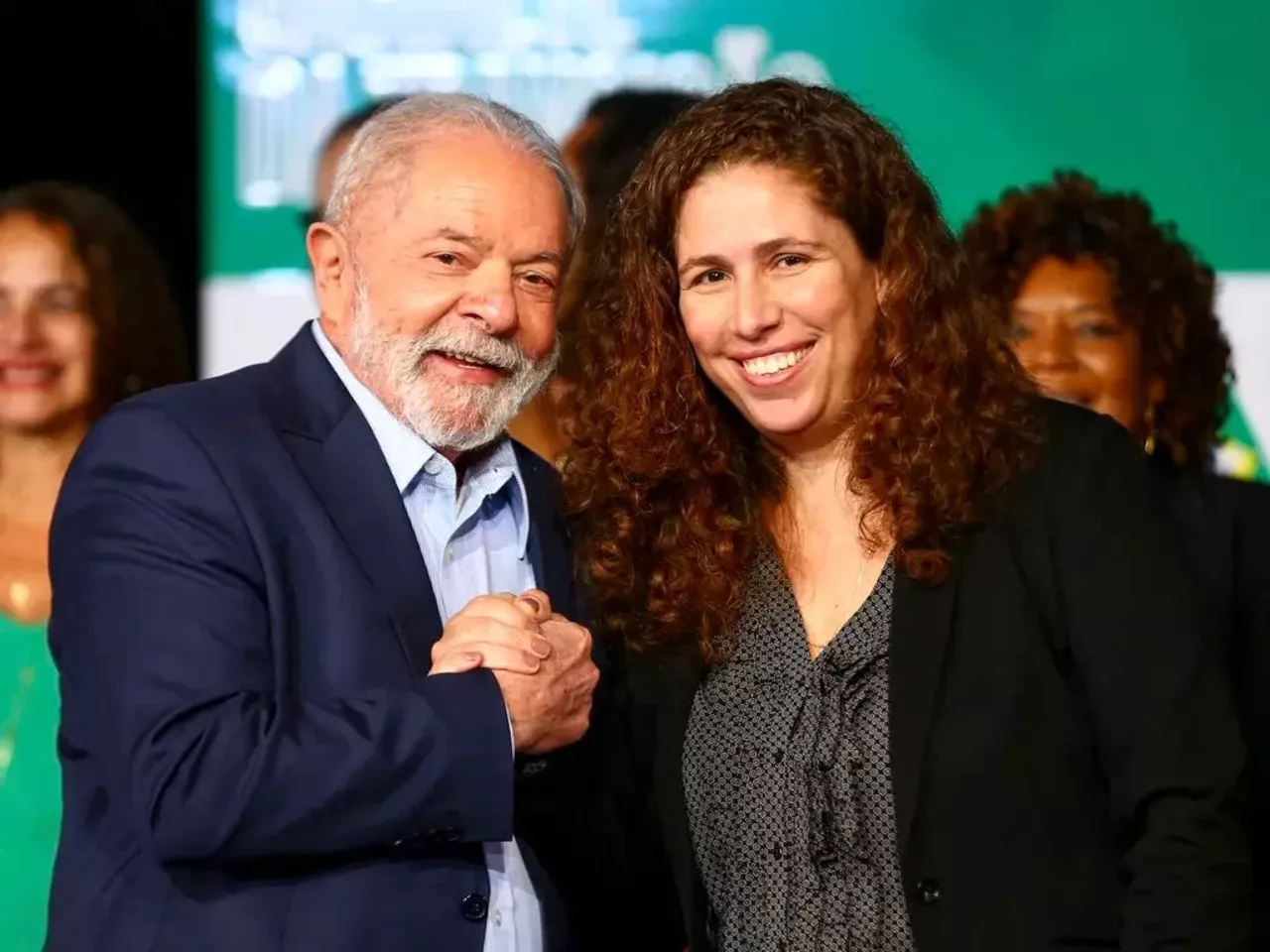 Luiz Inácio Lula da Silva e ministra da Gestão, Esther Dweck. Foto: Agência Brasil