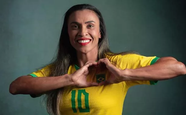 Marta defende resgatar orgulho da seleção brasileira de futebol: 'A seleção é do povo'