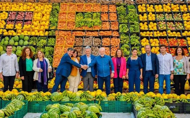 Conheça o PAA, programa essencial para o combate à fome no Brasil