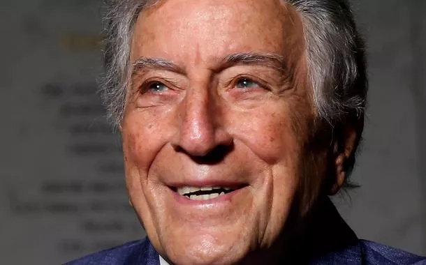 Morre o lendário cantor Tony Bennett, aos 96 anos