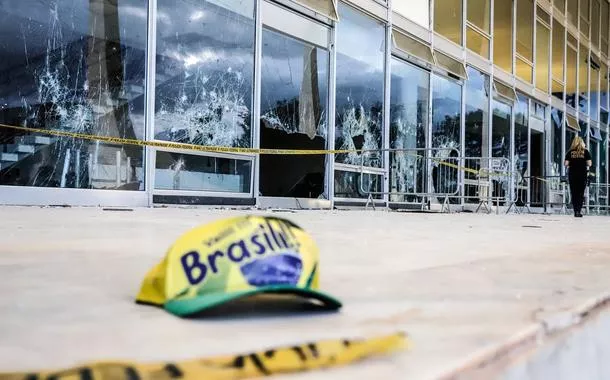 Atos golpistas de 8 de Janeiro de 2023 