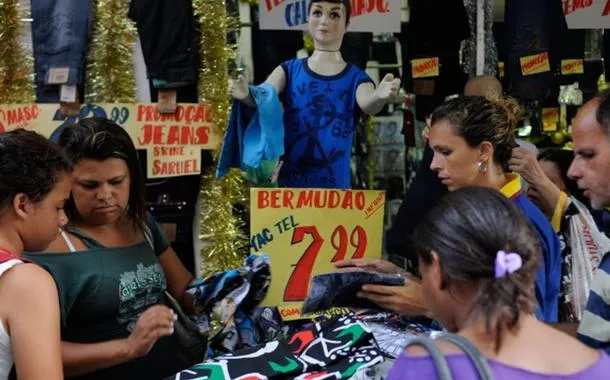 Varejo do Brasil fecha 2024 com maior expansão em 12 anos