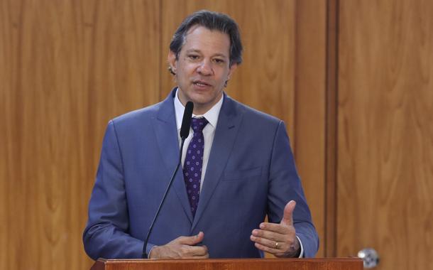 Haddad diz que não há contradição entre equilíbrio fiscal e crescimento econômico