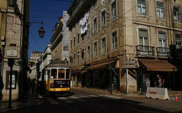 Meme 'Guiana Brasileira' irrita portugueses nas redes sociais; entenda