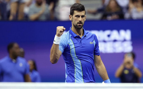 Djokovic vence Shelton e é o primeiro finalista do US Open