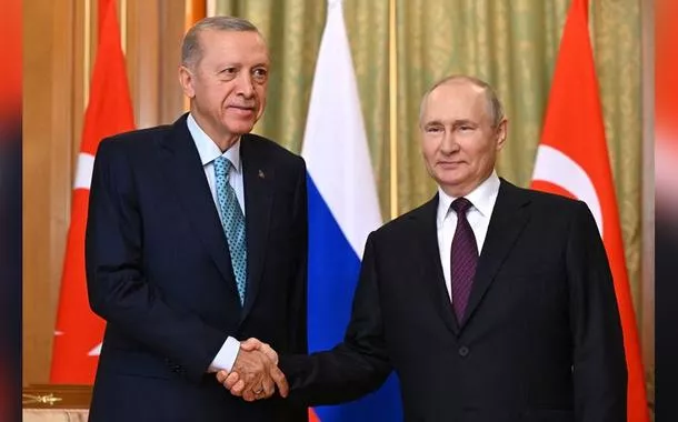 Presidentes da Turquia, Recep Tayyip Erdogan, e da Rússia, Vladimir Putin