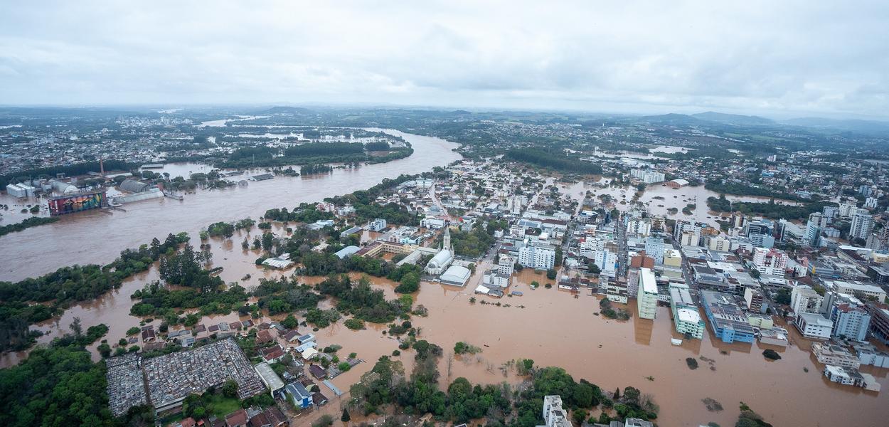 Enchentes atingem o estado do Rio Grande do Sul 