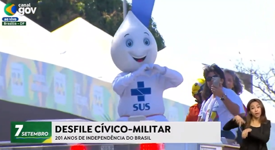 Em meio a parada militar, Zé Gotinha é aplaudido em desfile nacional (vídeo)