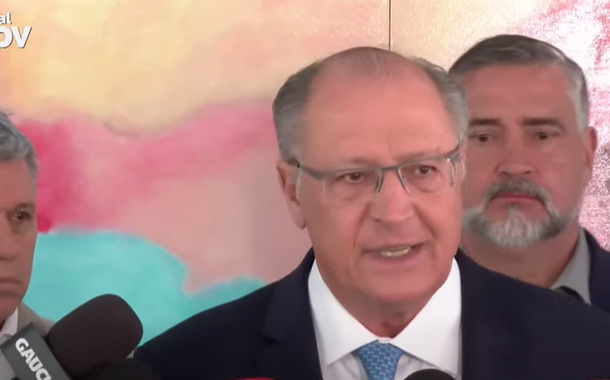 Alckmin garante total apoio do governo federal ao RS, atingido por ciclone