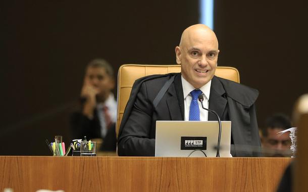 Alexandre de Moraes condena primeiro réu do 8 de janeiro a 17 anos de prisão