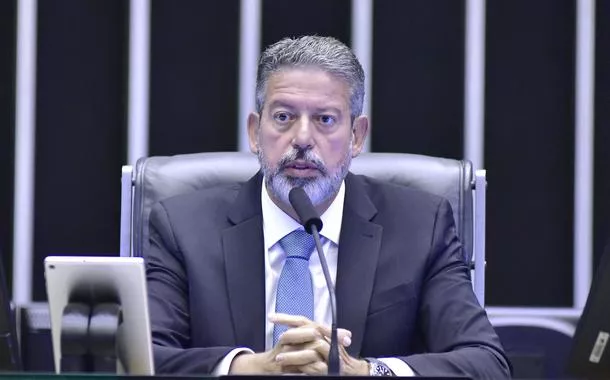 De Gleisi a Cunha, Lira encerra mandato com festa que reúne líderes de diferentes espectros