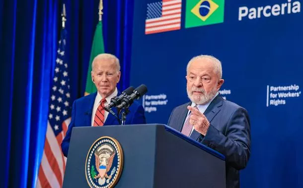 Biden estava "mais lento" no debate, mas Trump é "agressivo e mentiroso", critica Lula