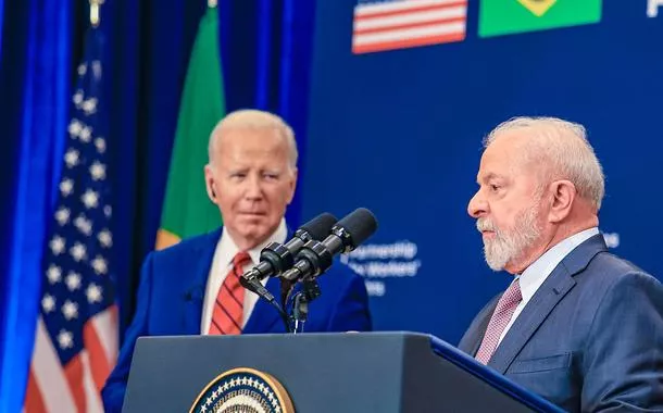 Biden pede novo telefonema com Lula para tratar sobre a Venezuela