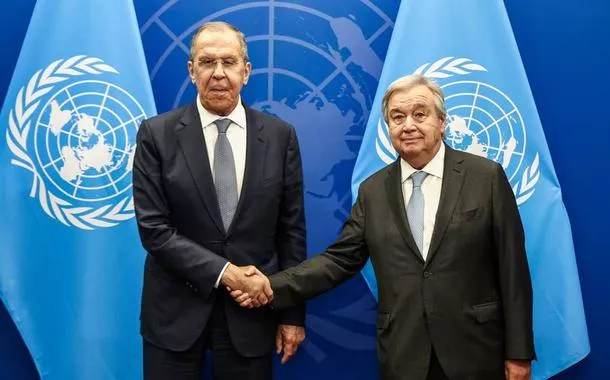 "Uma nova ordem mundial está nascendo bem diante de nossos olhos", diz Lavrov na ONU