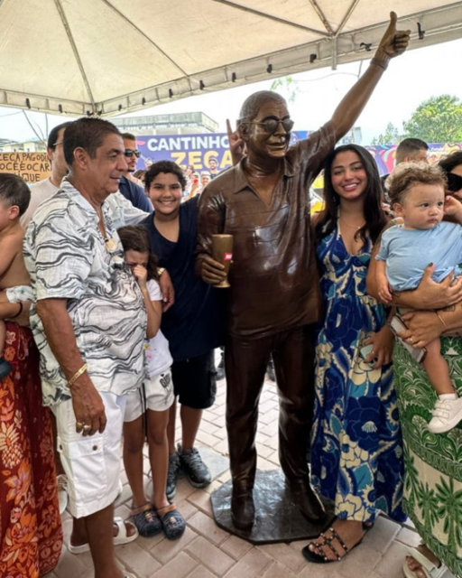 seca-pagodinho-estatua