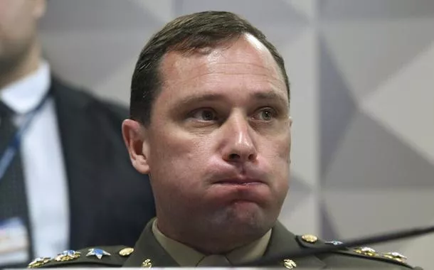 Exército bloqueia carreira de Mauro Cid após STF torná-lo réu ao lado de Bolsonaro e outros aliados por trama golpista