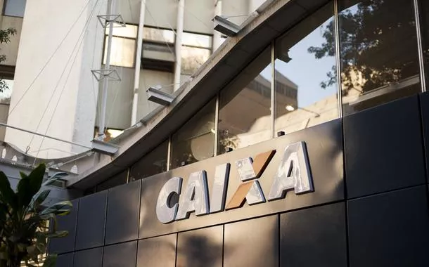 2014.05.30 - Porto Alegre/RS/Brasil - Bancos. Fachadas. Caixa Econômica Federal. Foto: Ramiro Furquim/Sul21.com.br