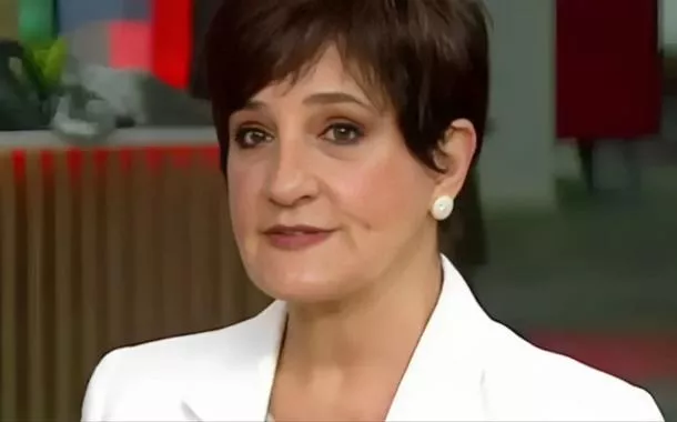 Monica Waldvogel promove gafe ao vivo na GloboNews ao confundir carnaval com arrastão violento (vídeo)