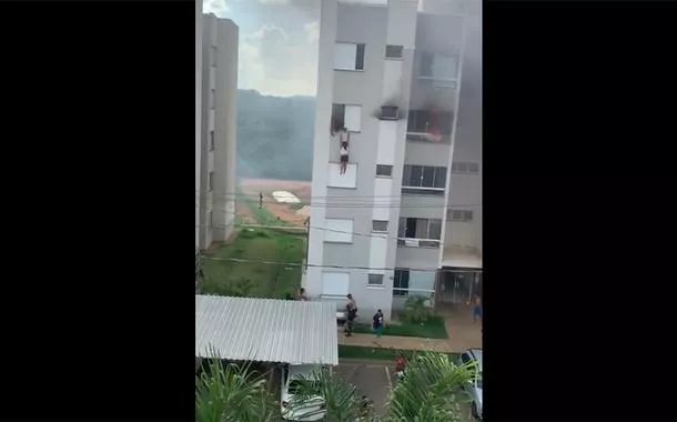 'O vovô te perdoa', diz idoso que pulou de quatro andares para se salvar de incêndio atribuído a neta