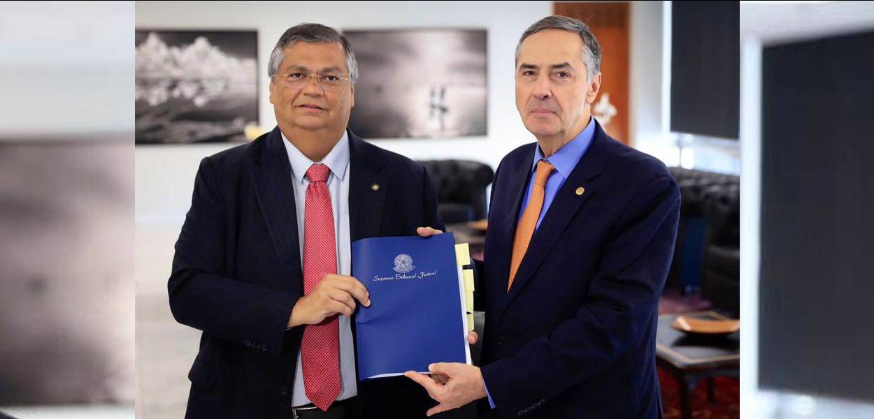 Ministro da Justiça, Flávio Dino, e o presidente do STF, Luis Roberto Barroso 