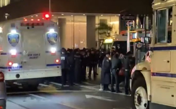 Polícia de Nova York prende manifestantes em ato pró-Palestina