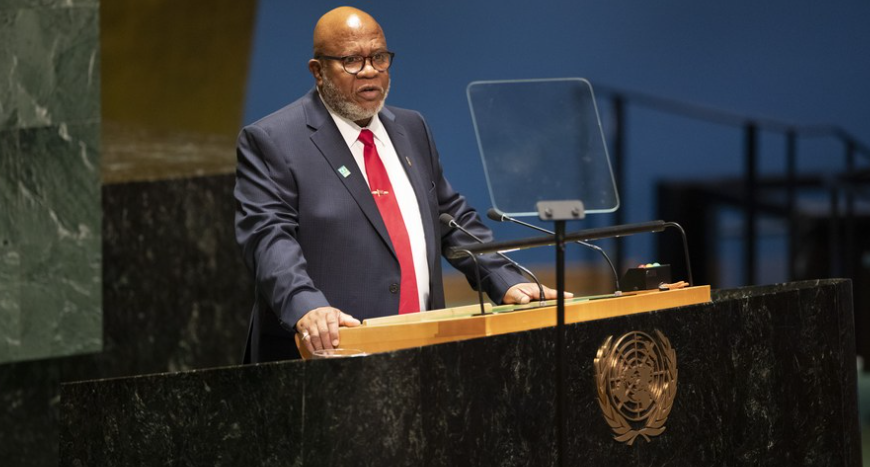 Dennis Francis, presidente da 78ª sessão da Assembleia Geral da ONU, discursa na primeira reunião plenária da 78ª sessão da Assembleia Geral da ONU na sede da ONU em Nova York, em 5 de setembro de 2023