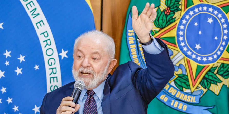 Presidente Lula fala durante café da manhã com setoristas do Palácio do Planalto 27/10/2023