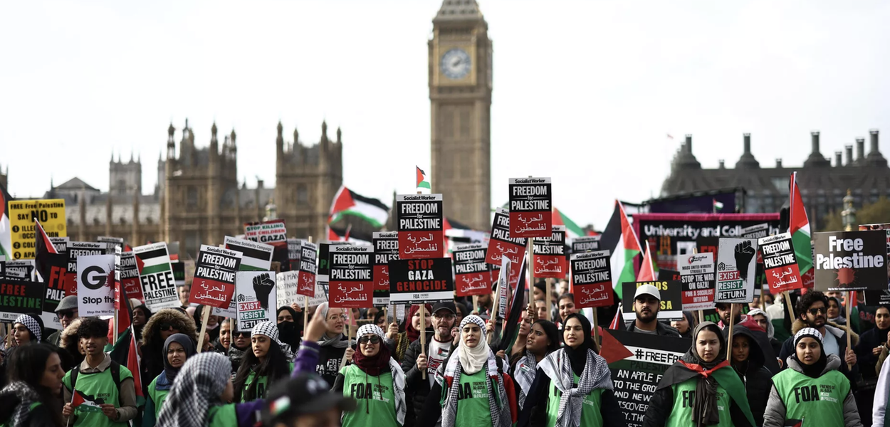 Milhares protestam contra Israel em Londres