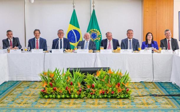 Governo não fala em mudar meta fiscal, mas defende cumprimento do Orçamento de 2024 em reunião com líderes