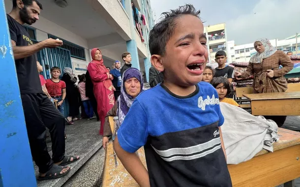Em novo crime de lesa humanidade, Israel bombardeia escola gerida pelas Nações Unidas
