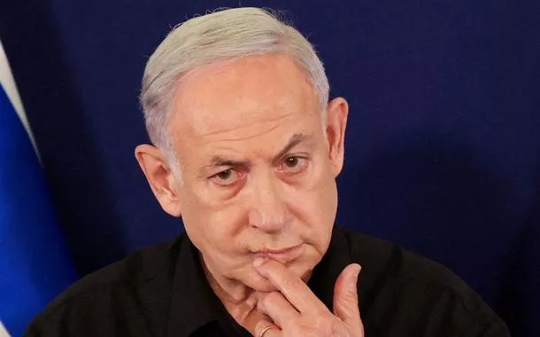 Imprensa francesa abre espaço para Netanyahu e Mélenchon reage: 'deveria estar no tribunal, não na TV'