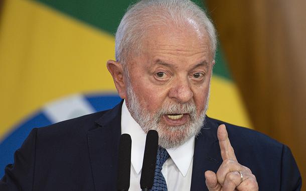 Brasília (DF), 08/11/2023 - O presidente Luiz Inácio Lula da Silva participa de solenidade de assinatura da ordem de serviço para duplicação da BR-423, no trecho de 43,1 quilômetros entre as cidades pernambucanas de São Caetano e Lajedo.