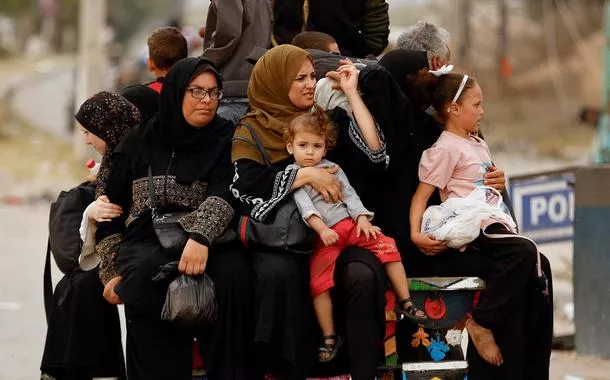 Cerca de 300 mil palestinos deixaram Rafah após ofensiva israelense