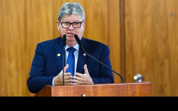 Governador da Paraíba João Azevêdo.