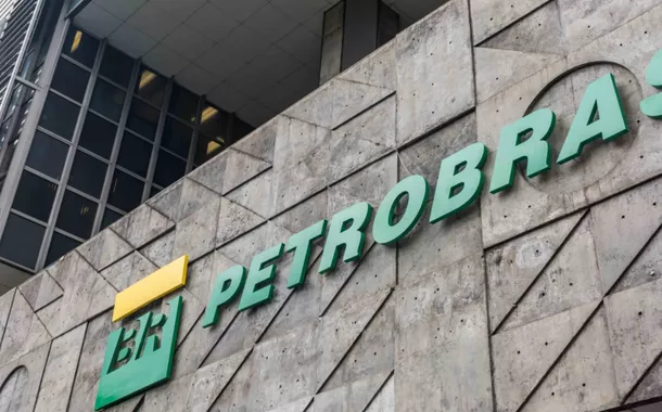 Petrobras eleva preço médio do querosene de aviação em 2,8% a partir de maio