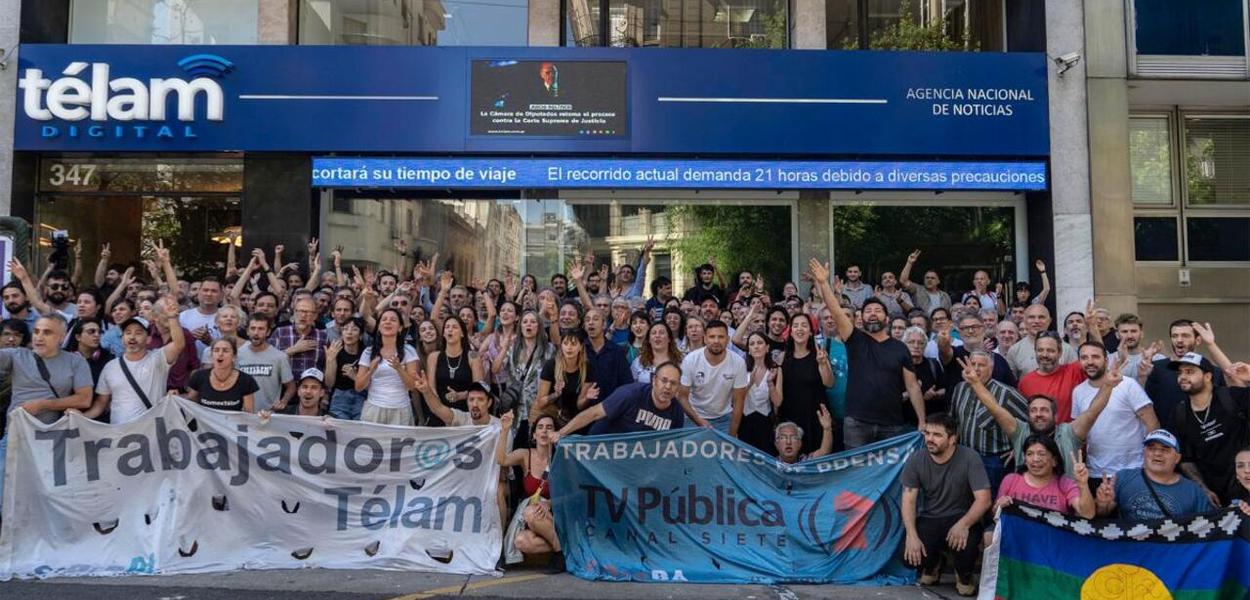 Protestos de trabalhadores da Télam e sindicalistas na Argentina