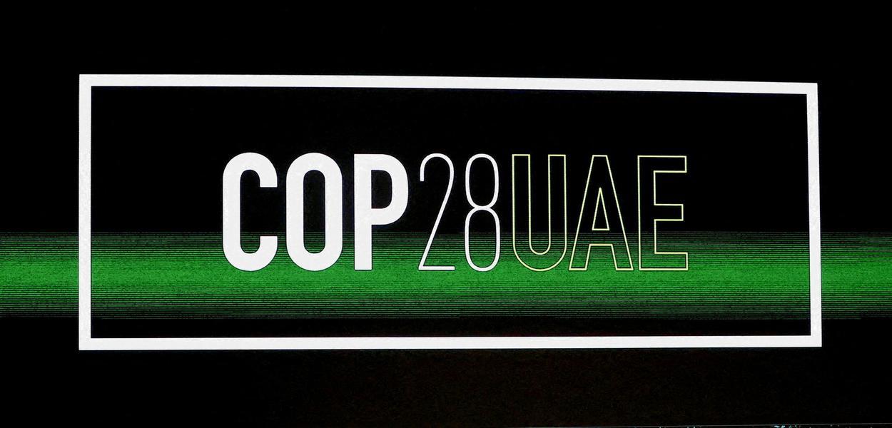 Logo da COP28 em Abu Dhabi