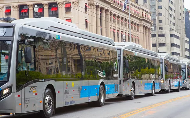 Greve de motoristas e cobradores de ônibus em São Paulo é suspensa