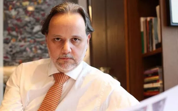 Marco Aurélio de Carvalho vê "sabotagem clara" da base de Lula e diz que Congresso tenta "impor o parlamentarismo" ao país