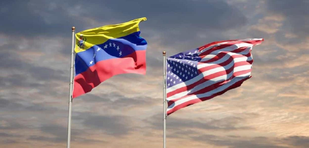Bandeiras da Venezuela e dos Estados Unidos