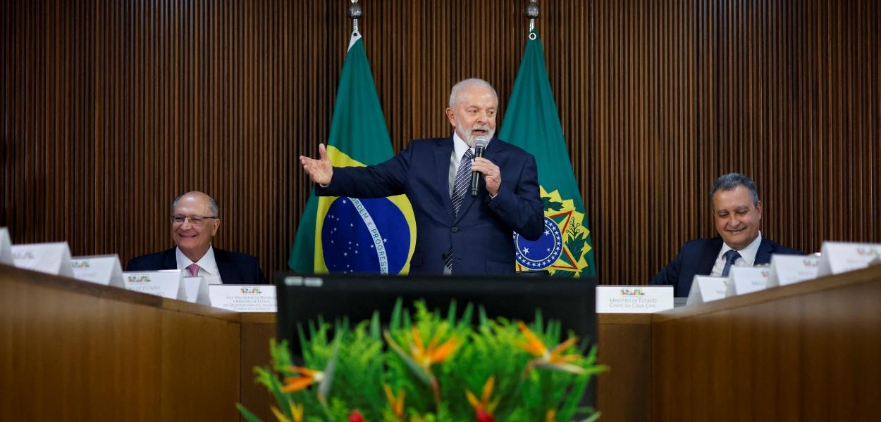 Presidente Luiz Inácio Lula da Silva durante reunião ministerial no Palácio do Planalto