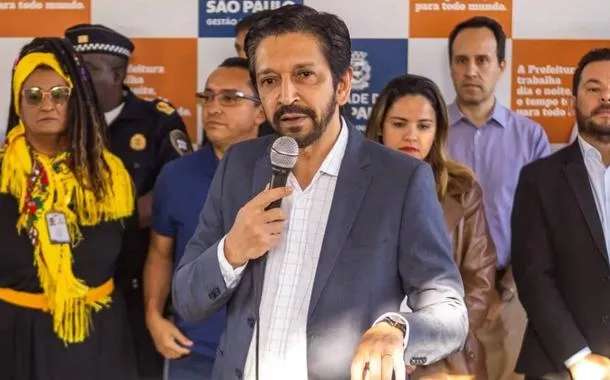 Debandada tucana faz do MDB a maior bancada em São Paulo